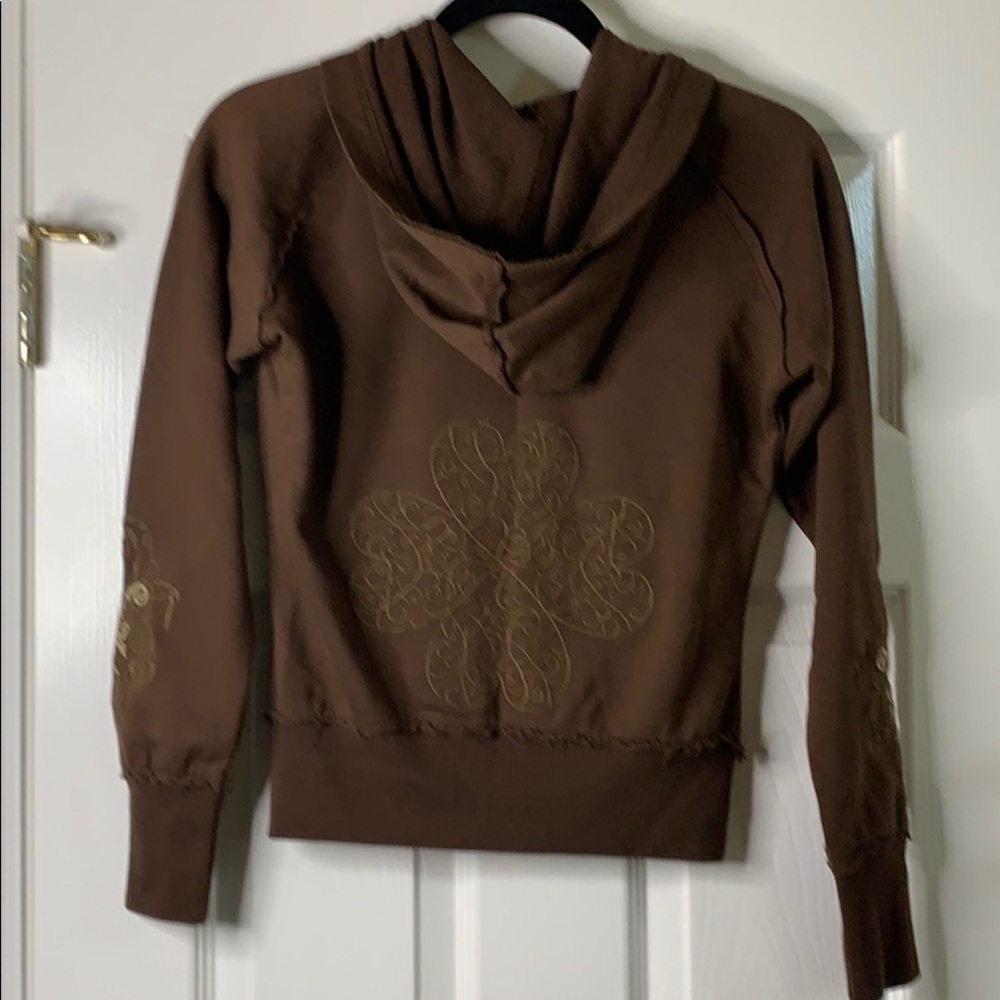Aziz Embroidered Hoodie Sweatshirt - Picture 6 of 8